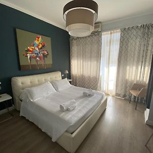 Camera con letto king size